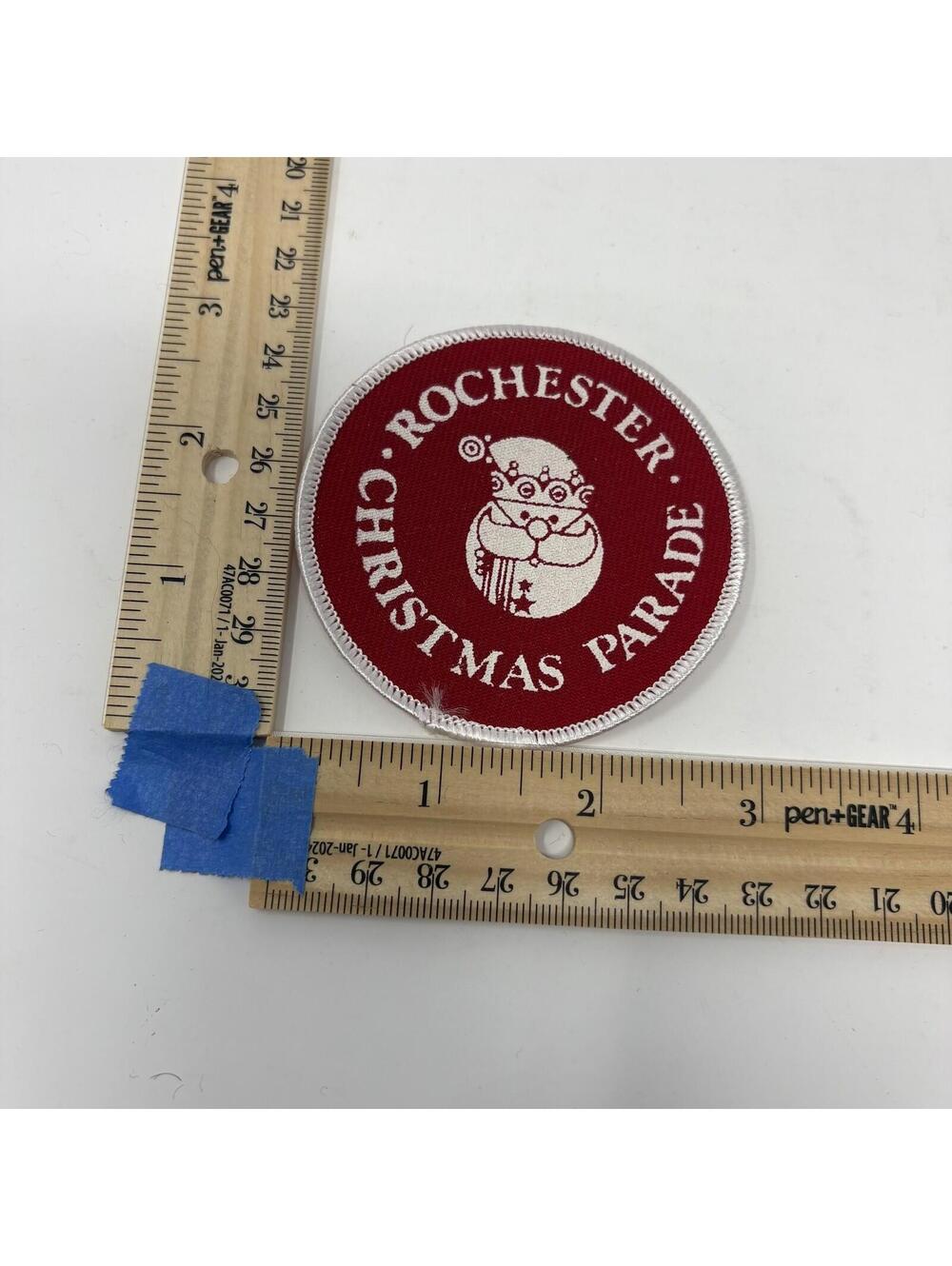 Rochester Christmas Parade Santa Embroidered Patch Iron-On Sew-On 3" Badge